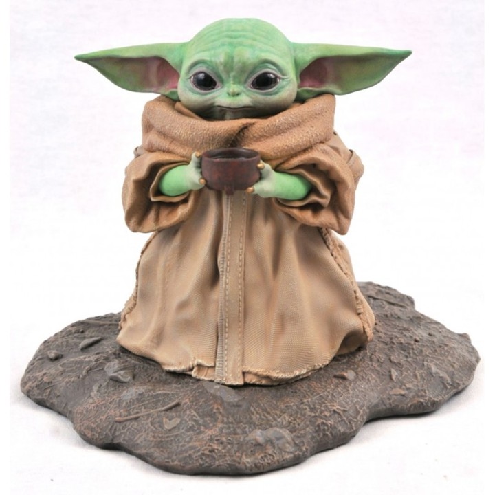 diamond collection figura diamond collection star wars the mandalorian the child con sopa resina 20