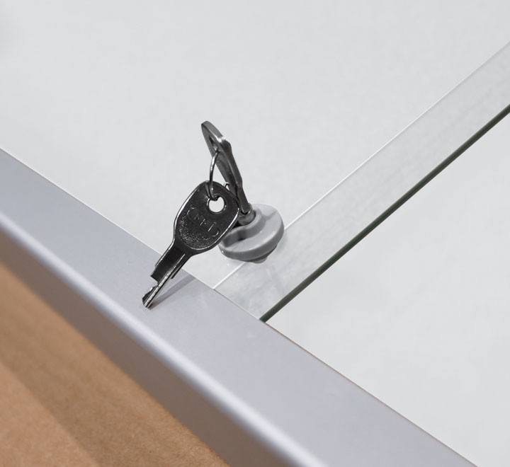vitrina int. magnetico a-series 161.5x99cm 21xa4