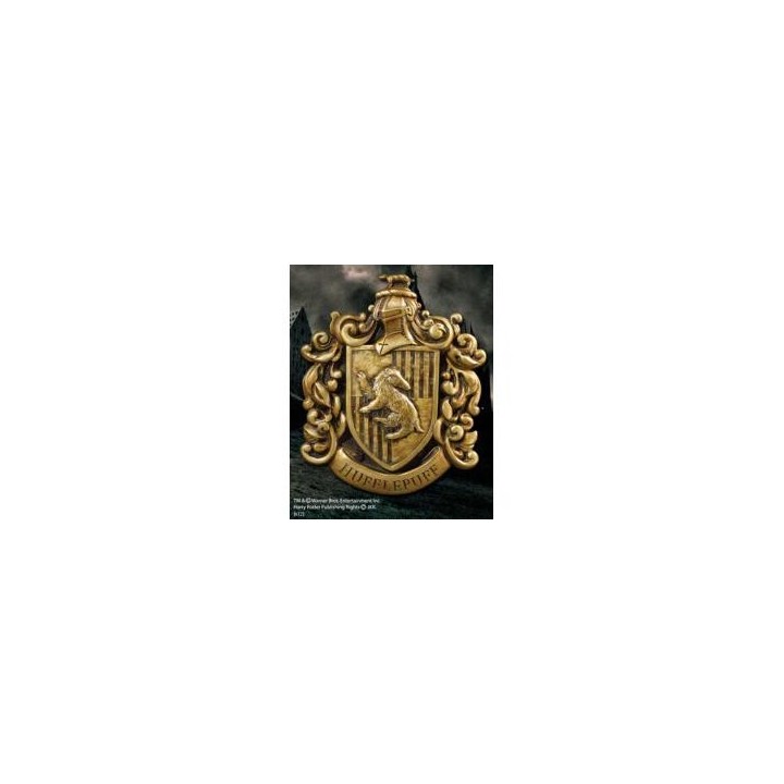 the noble collection escudo de pared the noble collection harry potter casa hufflepuff resina 20 x 2