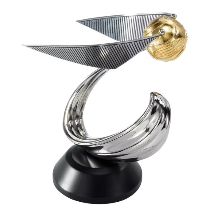 the noble collection figura the noble collection harry potter snitch dorada