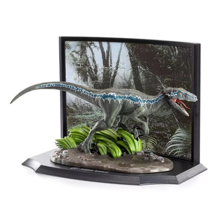 the noble collection figura the noble collection toyllectible treasures jurassic world blue